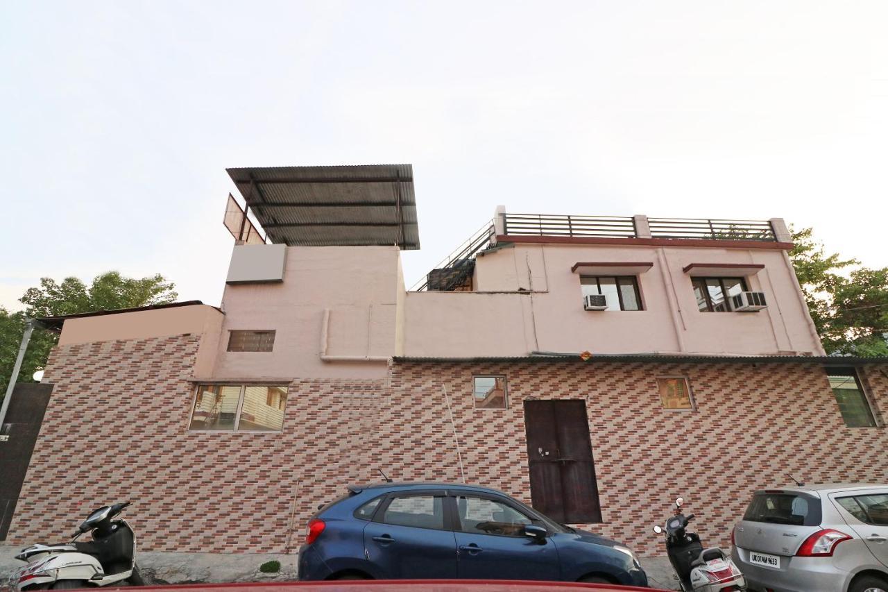 Oyo 14179 Panchvati Hotel Dehradun Exterior photo