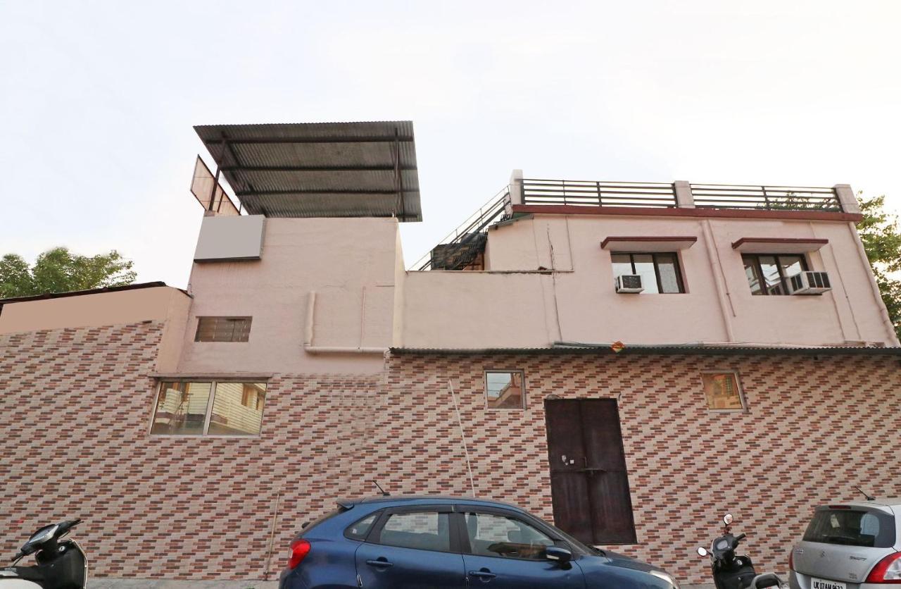 Oyo 14179 Panchvati Hotel Dehradun Exterior photo